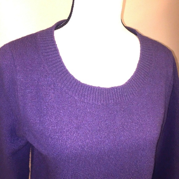 3/25 Gap Sweater L Purple Ribbon Tie Keyhole Wool - Picture 3 of 5